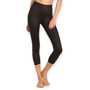Alo Yoga Airbrush Crop Leggings